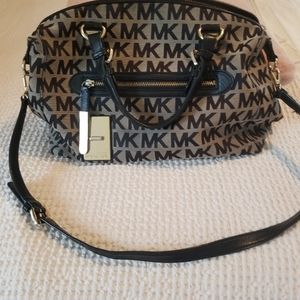 MK pocketbook